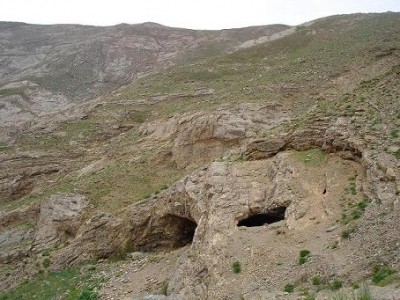 غار مغان واقع در شهر مشهد