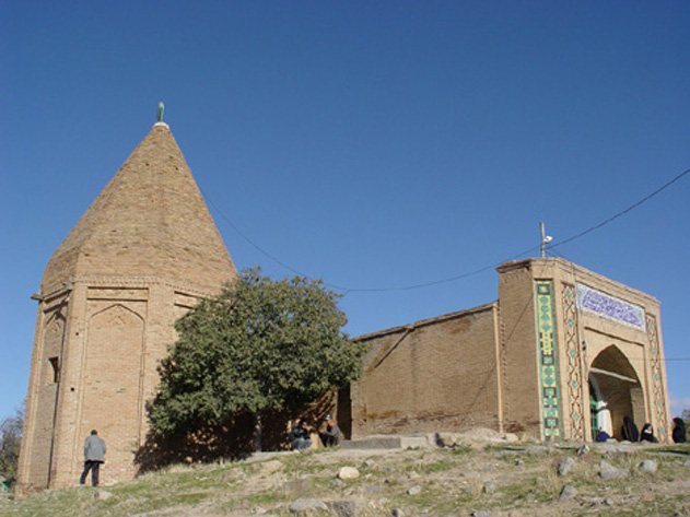 امامزاده علی  شکر تاب واقع در شهر قزوين