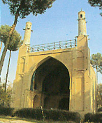 منار جنبان واقع در شهر اصفهان