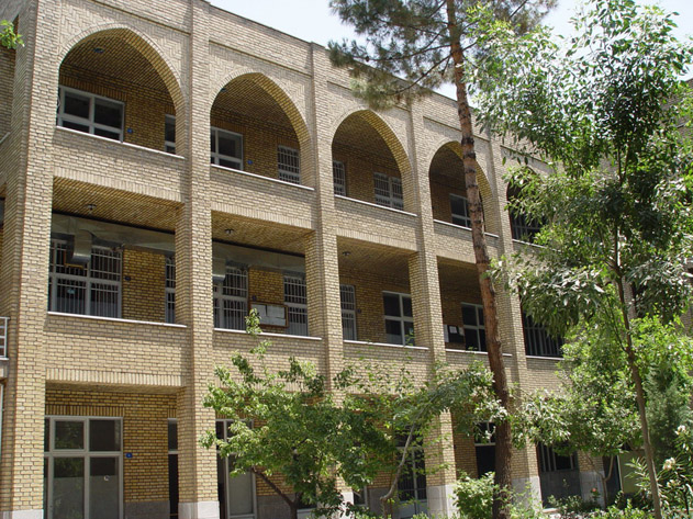 مسجد مدرسه ملاورديخان واقع در شهر قزوين