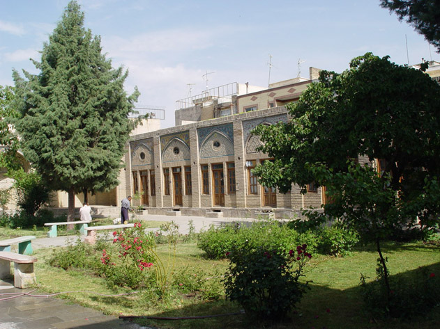 مسجد و مدرسه شيخ الاسلام واقع در شهر قزوين